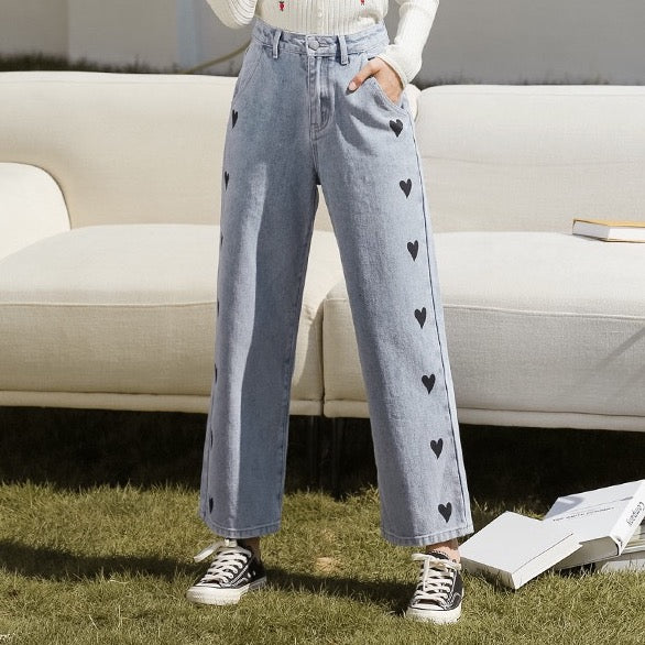 Embroidered Heart Jeans (2 Colors) – Megoosta Fashion