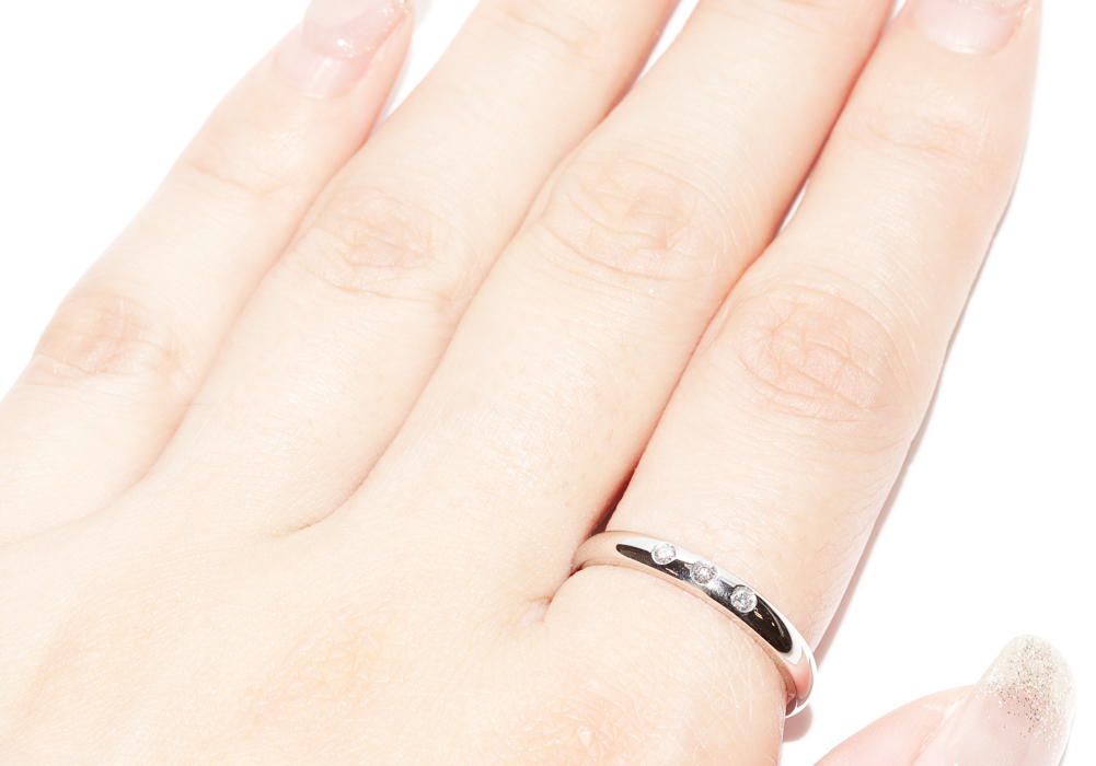 商品詳細｜Tiffany & Co.(ティファニー) Pt950 ダイヤ3P(0.06ct