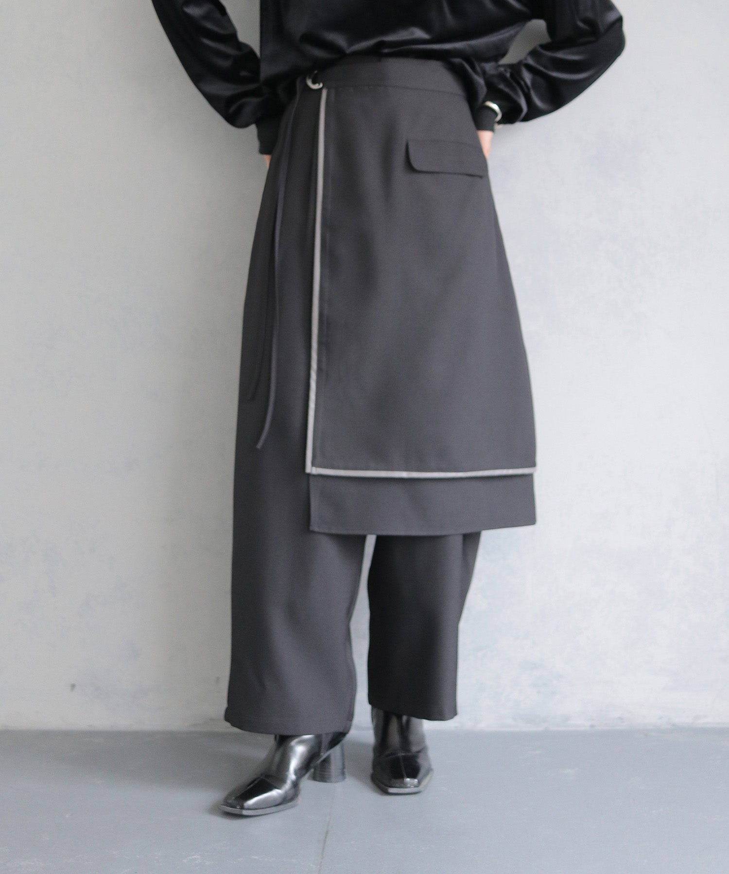 レイヤードワイドパンツ