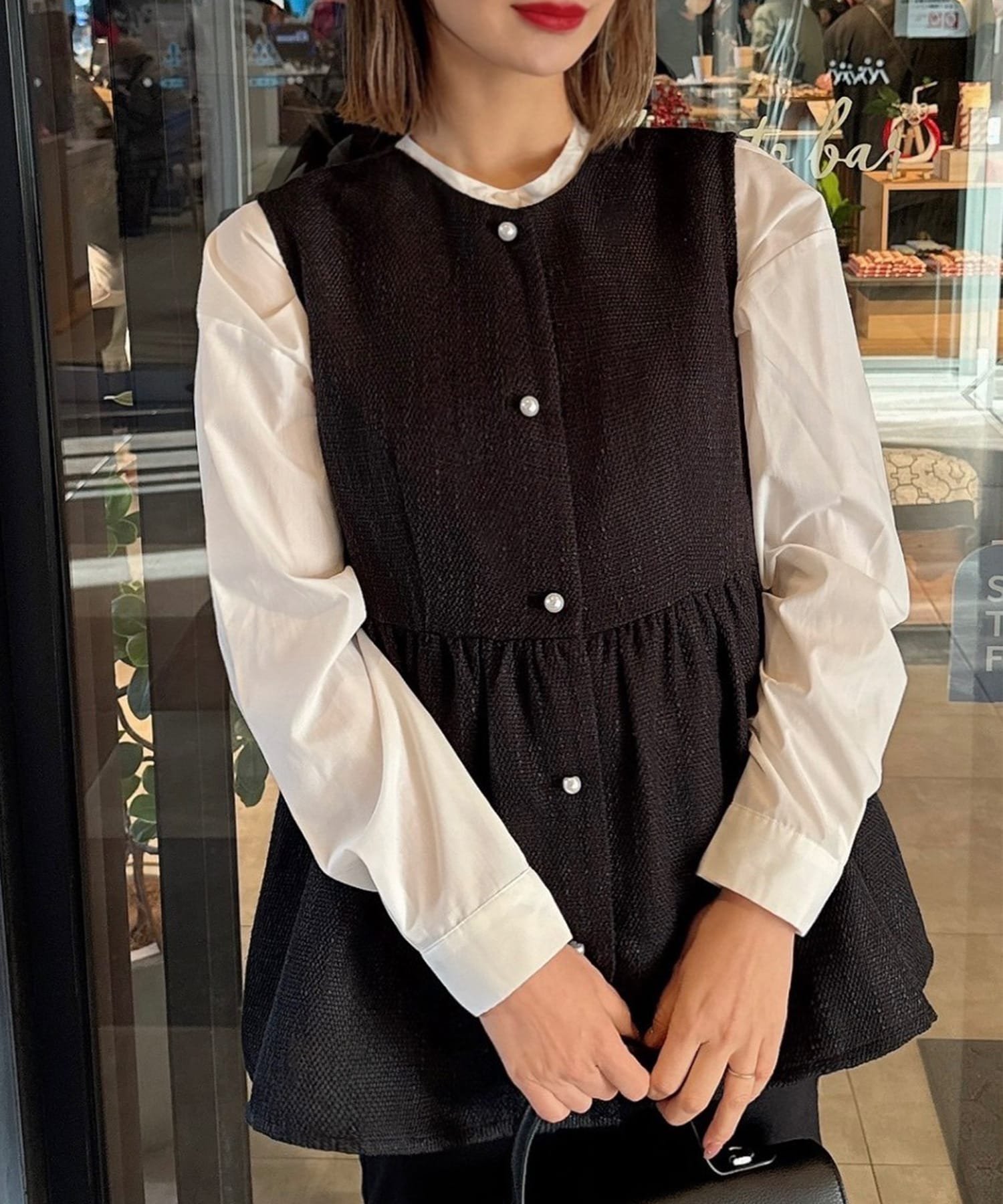 JUNOAH｜パールボタンツイードペプラムトップス | Rakuten Fashion