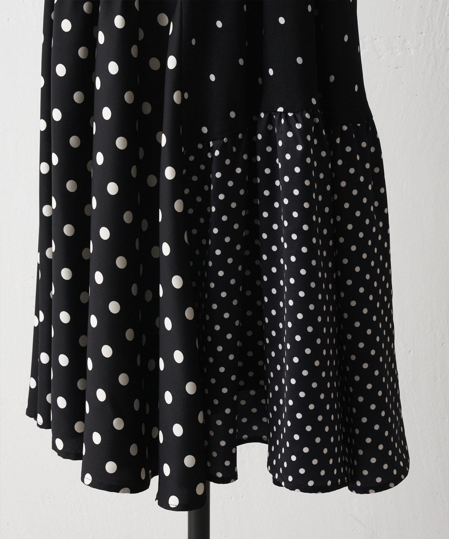 BEARDSLEY｜ドットパッチワークロングスカート | Rakuten Fashion(楽天