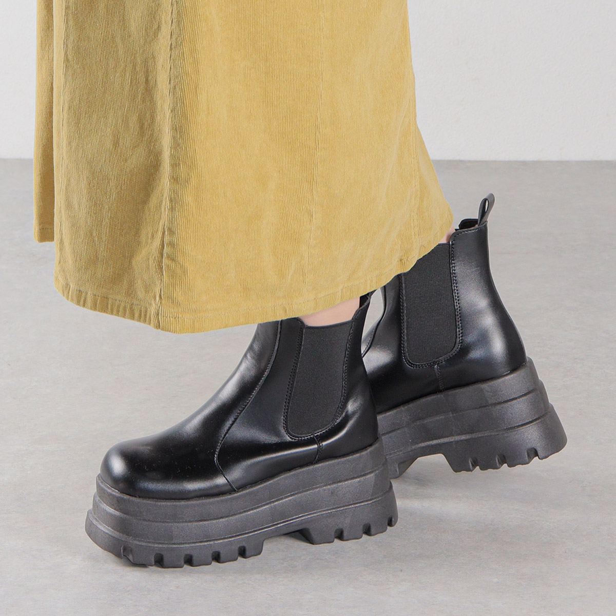 楽天市場】ブーツ レディース 厚底 ショート サイドゴアブーツ 歩き