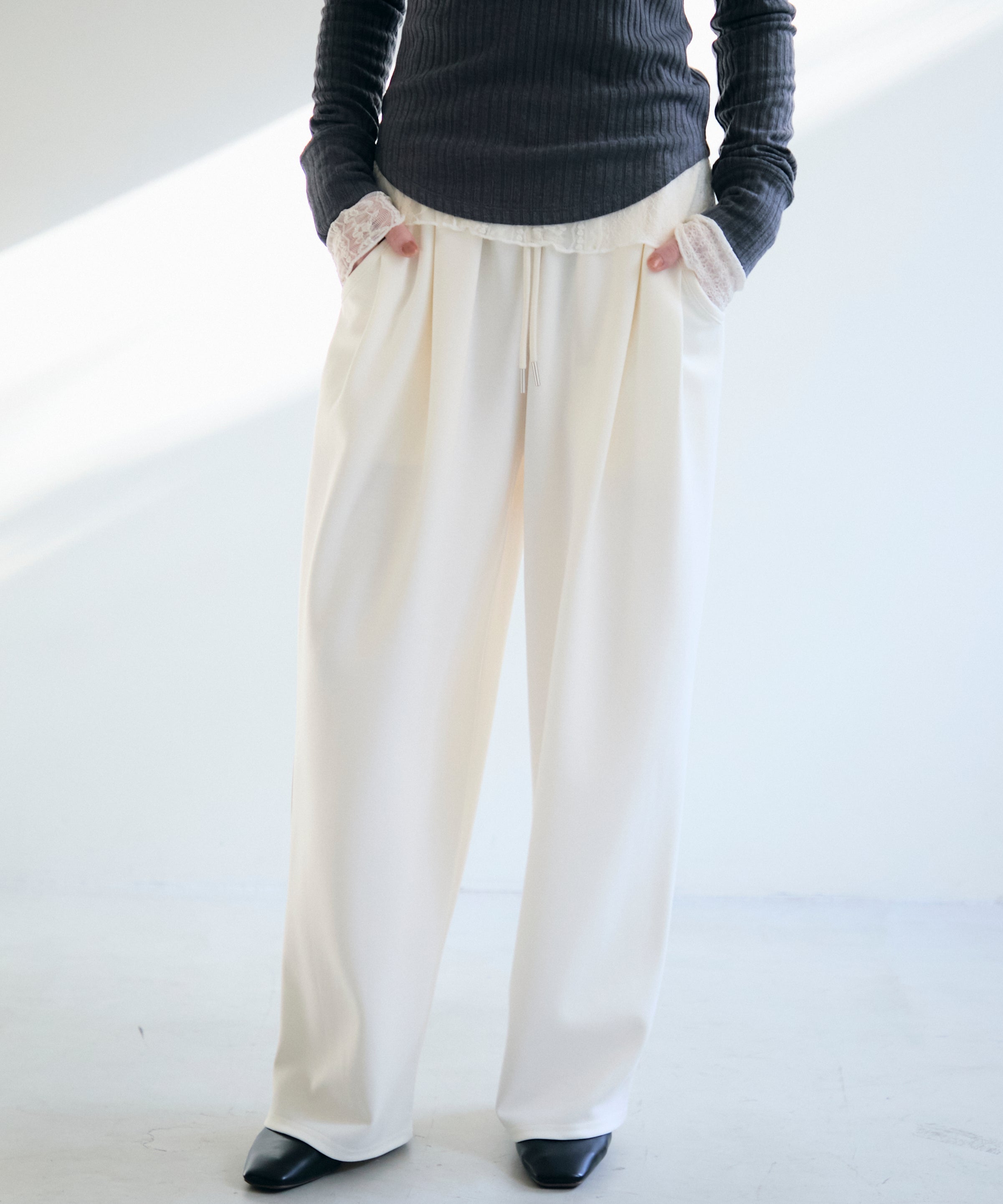 ダンボールニットコクーンパンツ | Trish