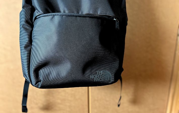 悩んだらこれだ！」 ノースフェイス『シャトルデイパック』の万能