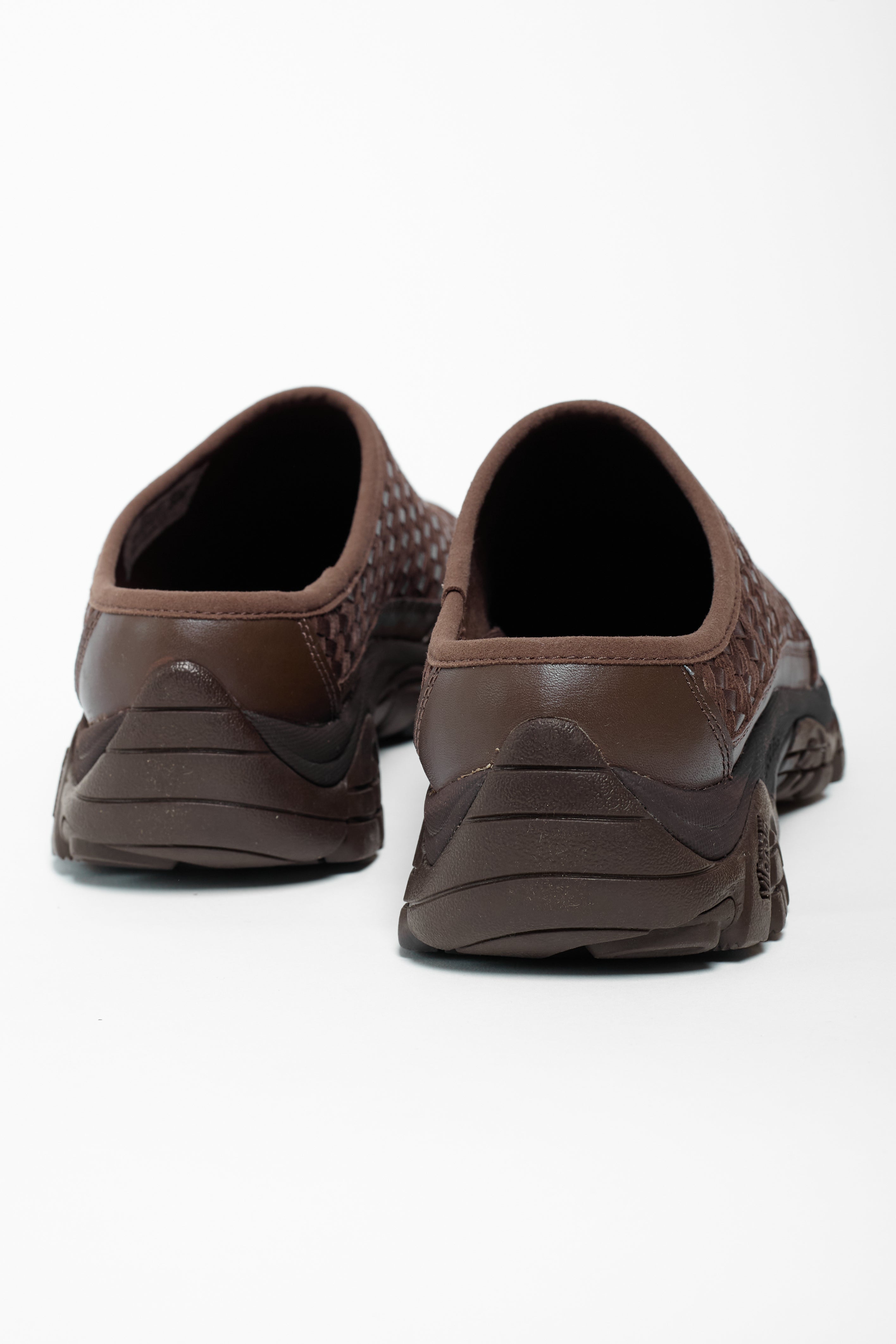 Moab 2 Slide Leather Woven 1TRL in Mole ~ Windthrow