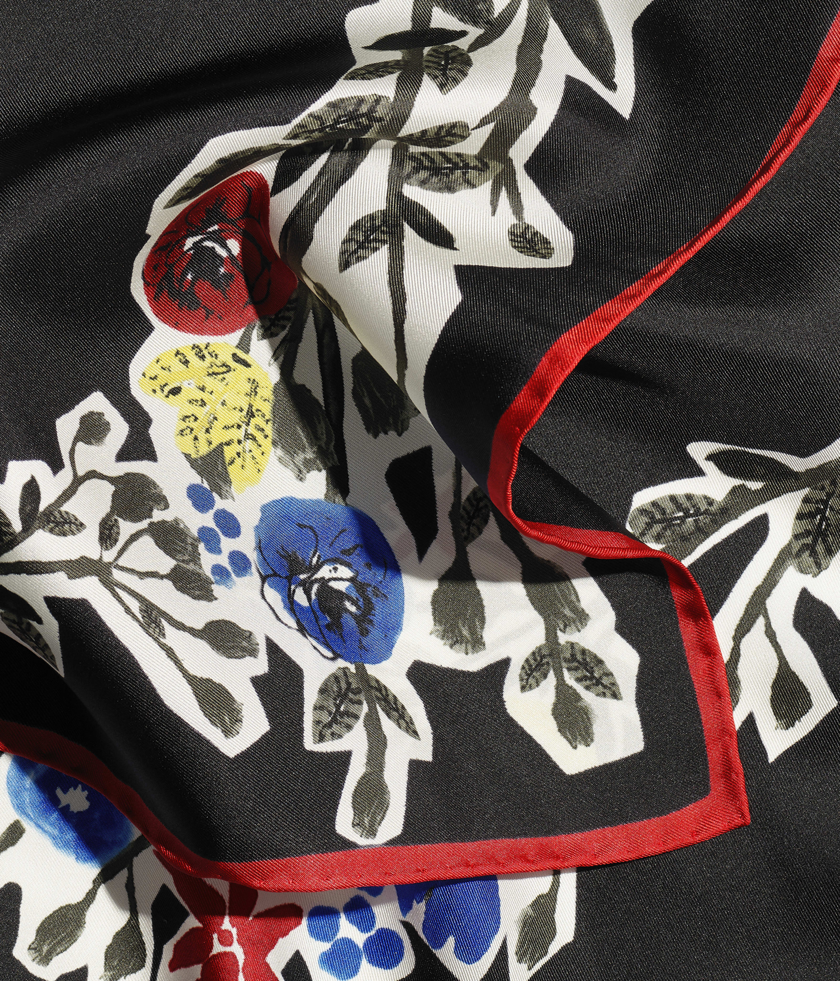 スカーフ - シルク ツイル、ブラック、ブルー、イエロー & レッド