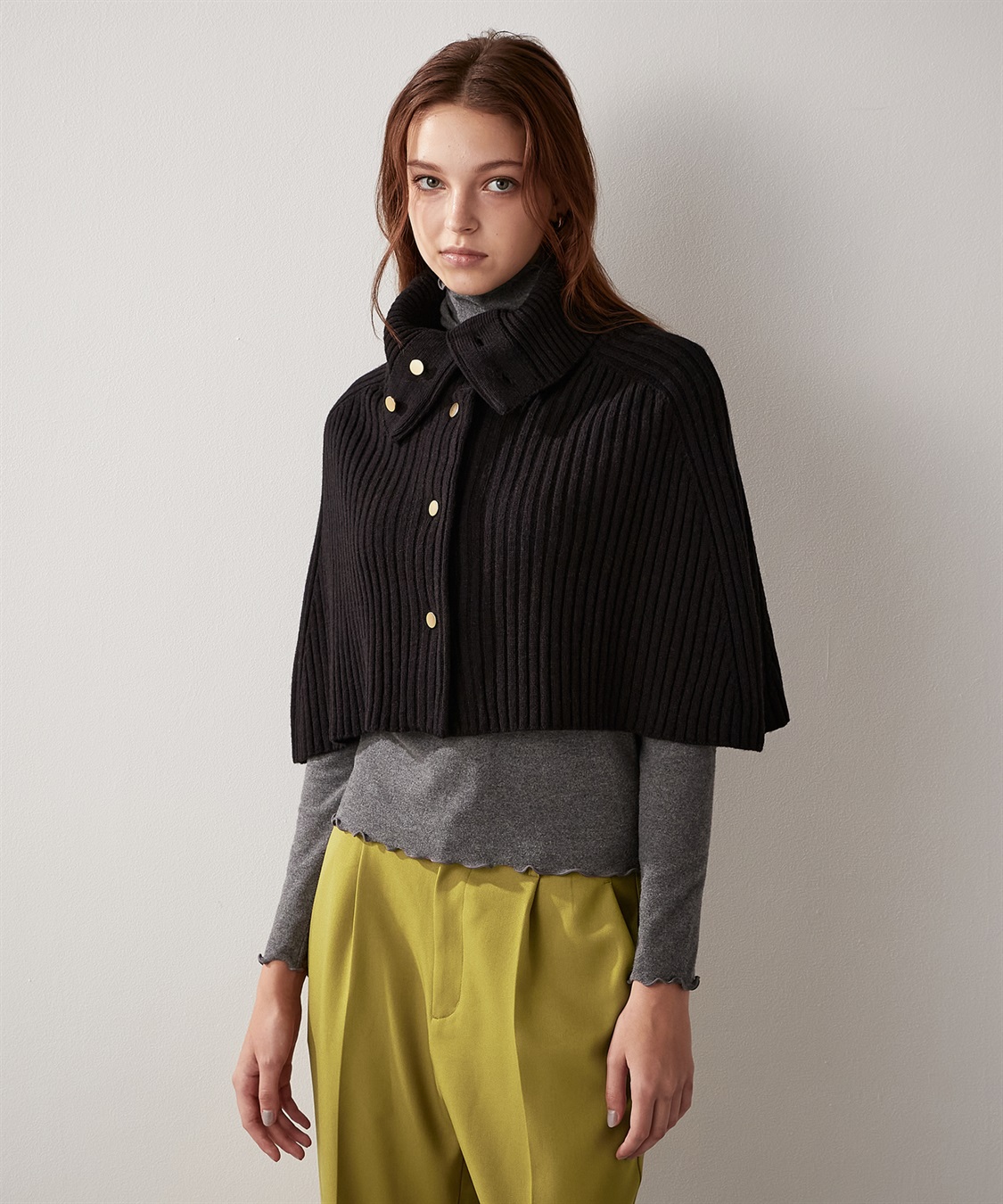 金ボタン ニットポンチョ LE SOUK HOLIDAY｜クロスプラス公式通販サイト