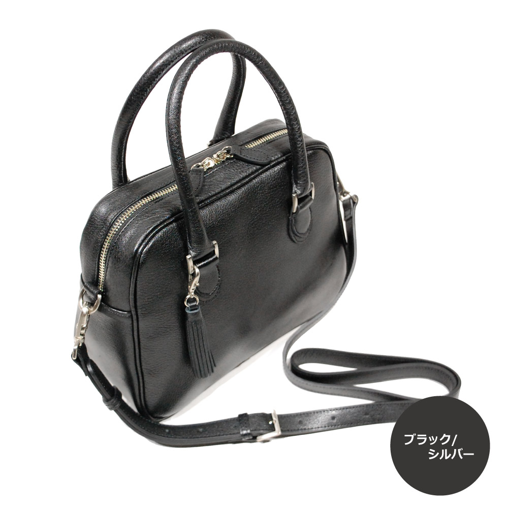 小さなサイズ感がカワイイ オリーブレザーのミニボストン