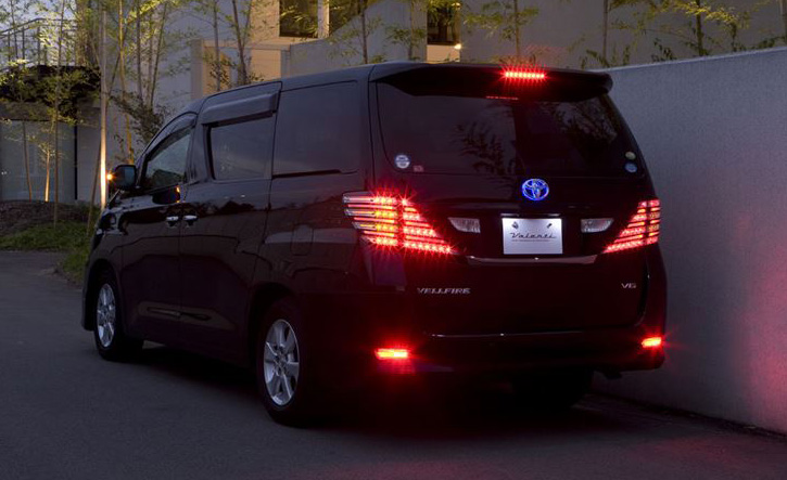 アルファード20系用ジュエルLEDテール VALENTI(ヴァレンティ)｜ALPHARD