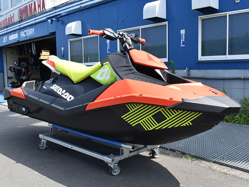 新艇情報 シードゥ SPARK 3UP iBR TRIXX チリペッパーカラー | 中古艇