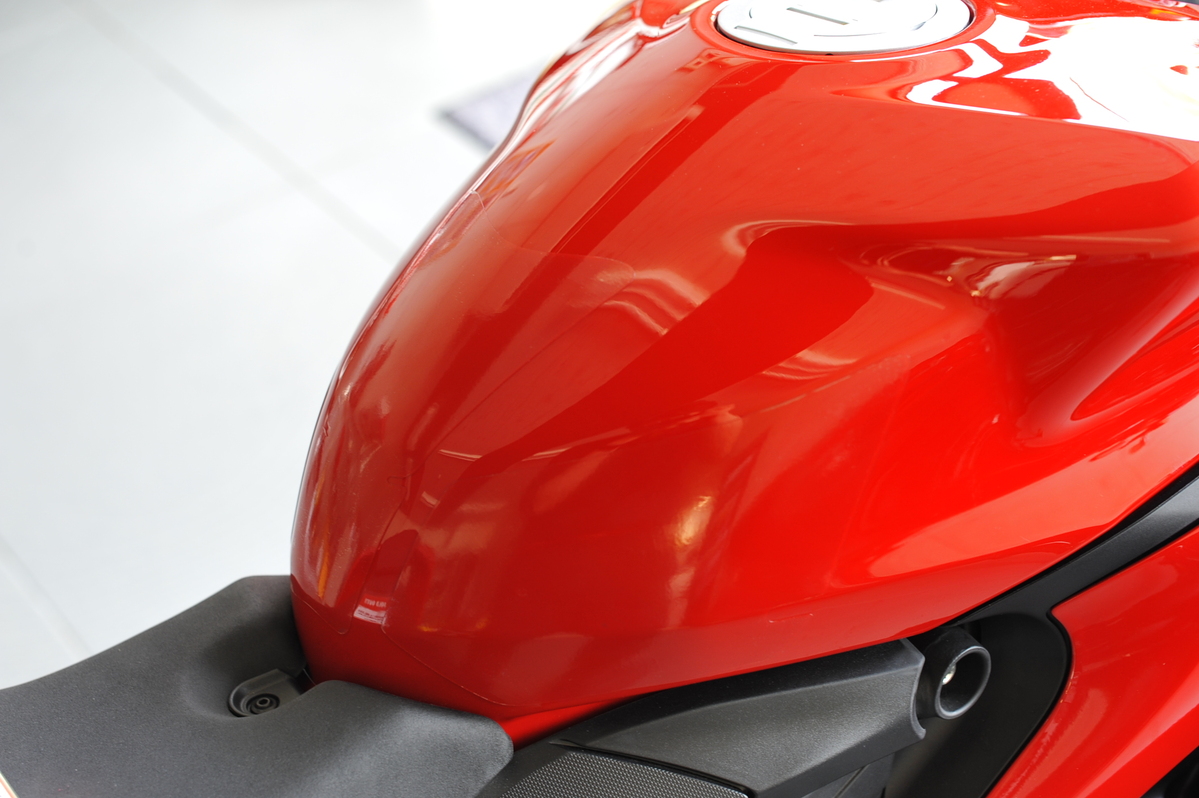 タンクプロテクター クリアー 3ピース PANIGALE | ドゥカティ等の