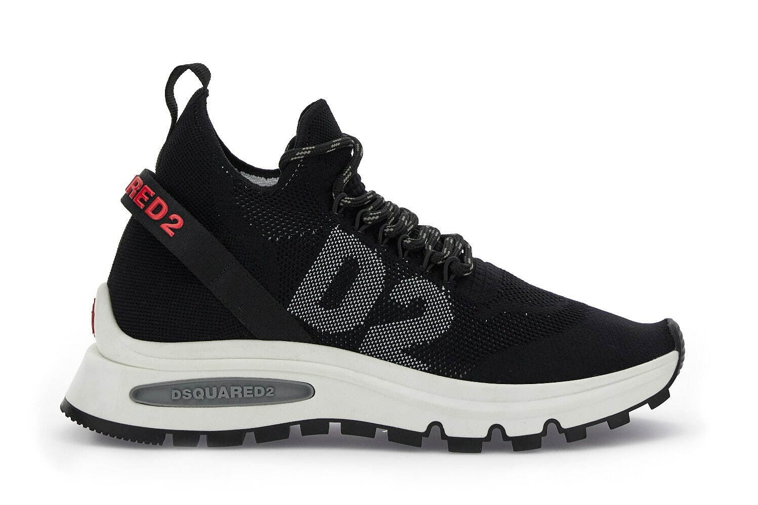 ディースクエアードの新作スニーカー、“メープルリーフ”型ソールの