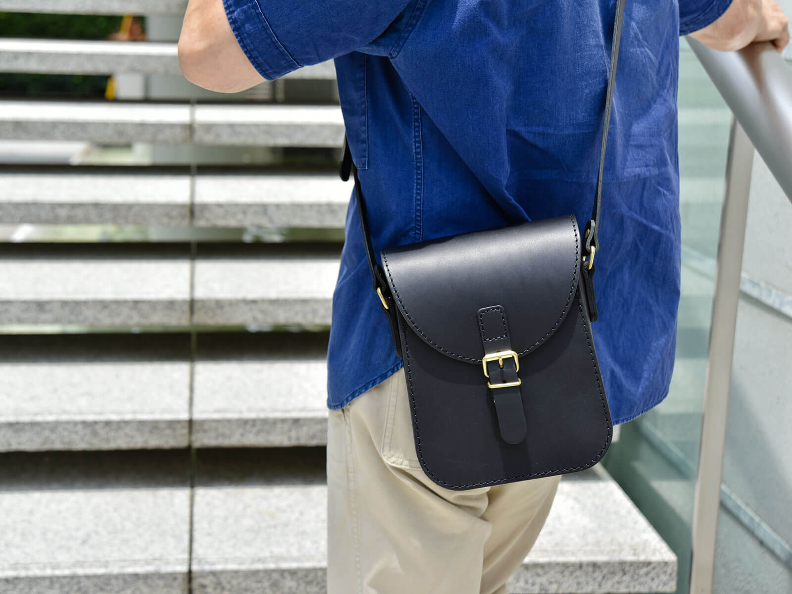 新作：ギボシミニショルダー(CP-8)｜革鞄・革小物のHERZ公式通販