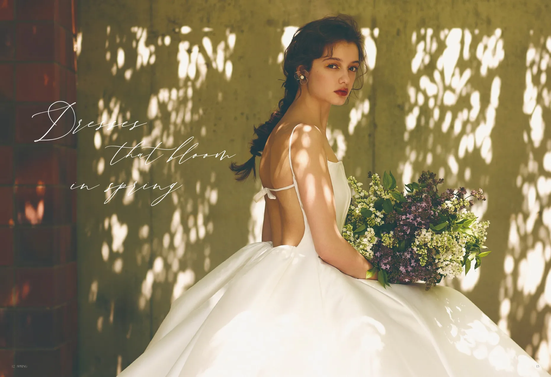 CATALOG | ウェディングドレスショップ【MIRROR MIRROR】