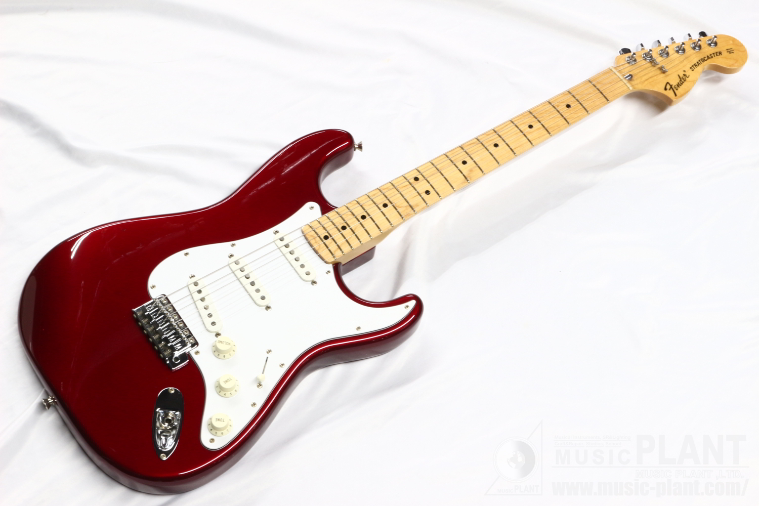 Fender Japan エレキギターST72-66US Old Candy Apple Red中古品()売却