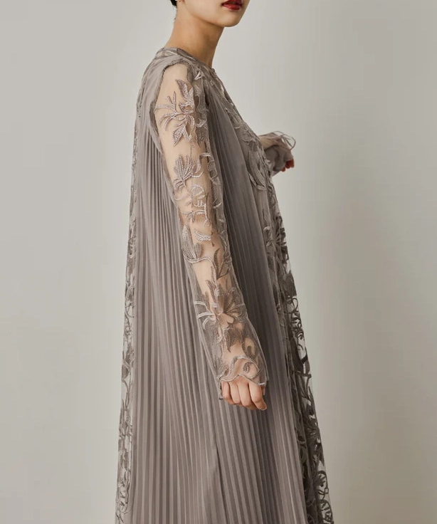 Mサイズ】エスニックサイドプリーツドレス niana（ニアナ）のレンタル