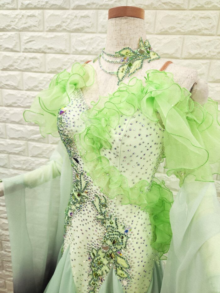 試着・レンタル・購入】社交ダンスドレス 黄緑 Mサイズ スタンダード