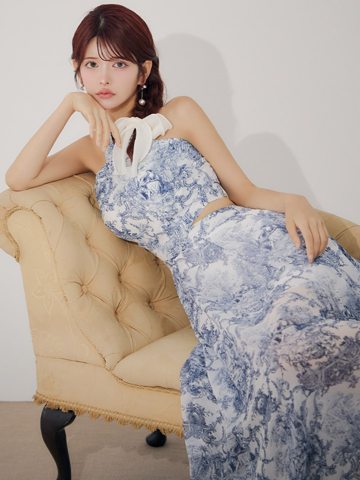 XSサイズあり【ANDY/アンディ】ホルターネック/ ウエストカット