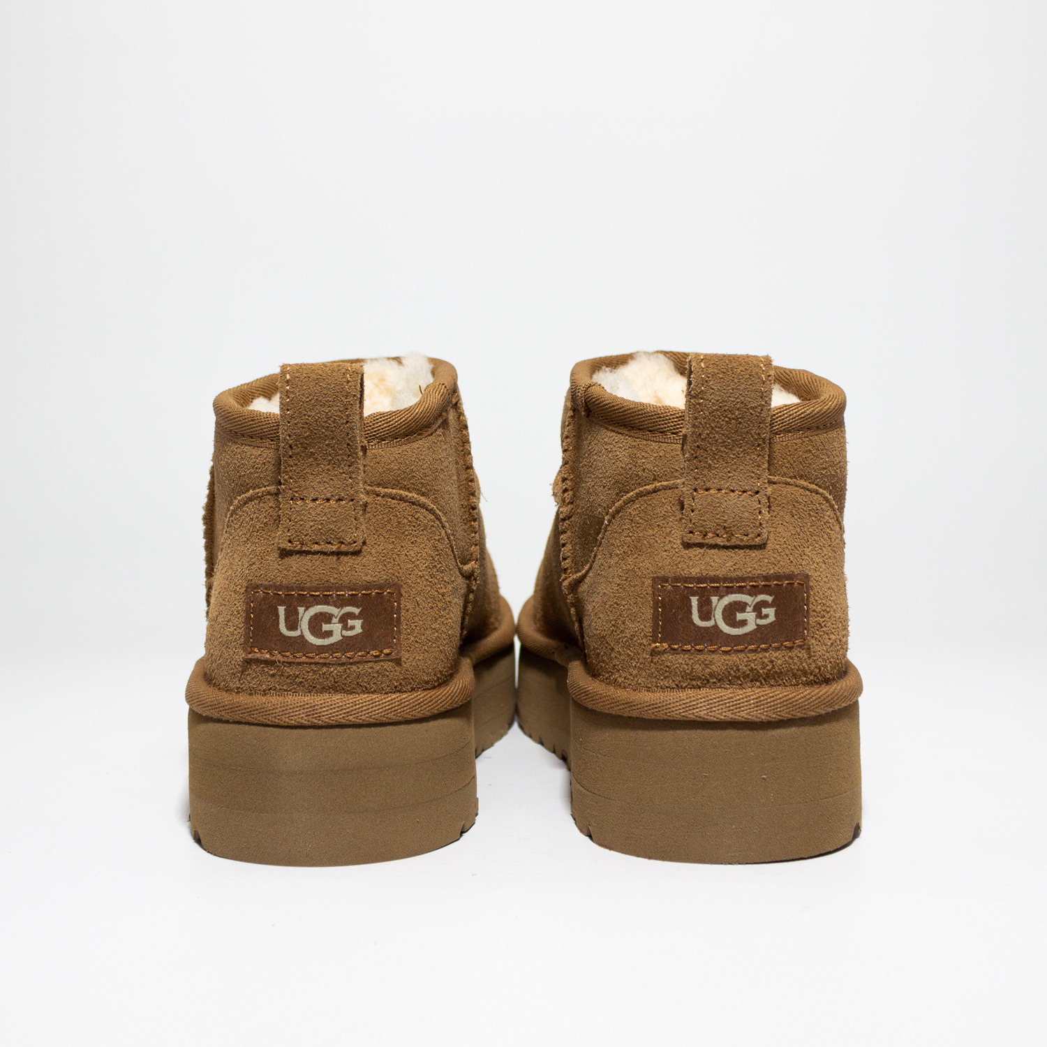 UGG CLASSIC ULTRA MINI PLATFORM - Porta 188 - Sneaker Boutique