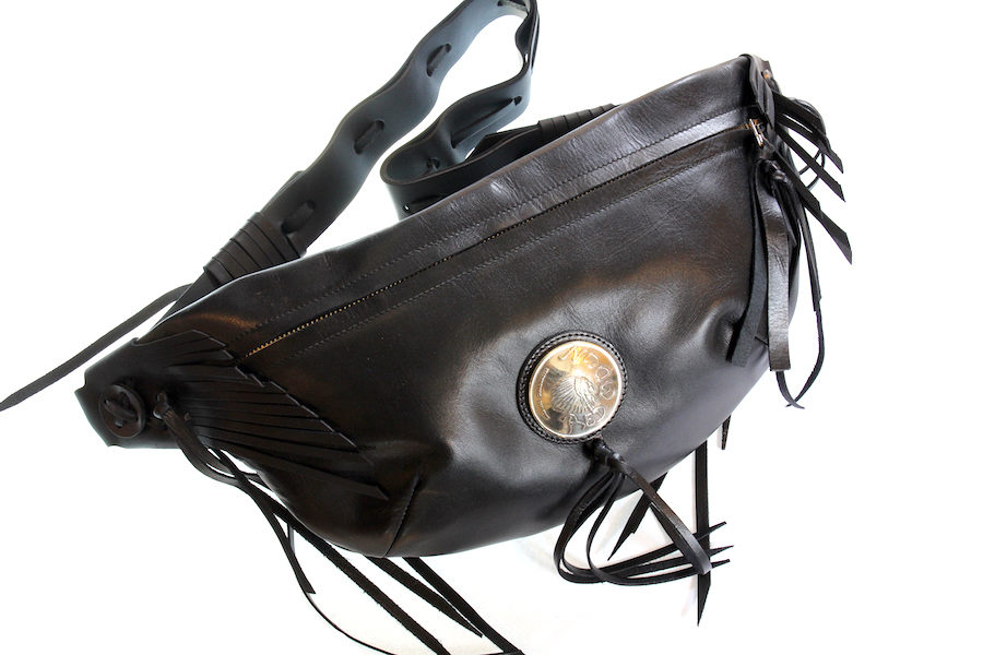 AK様—— 【マールボロ限定】REDMOON モカシンボディーバッグ AK様