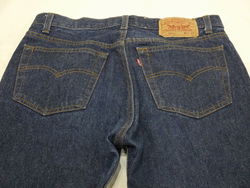 80s Levi's 501 DARK NAVY DENIM PANTS MADE IN USA - RICUR