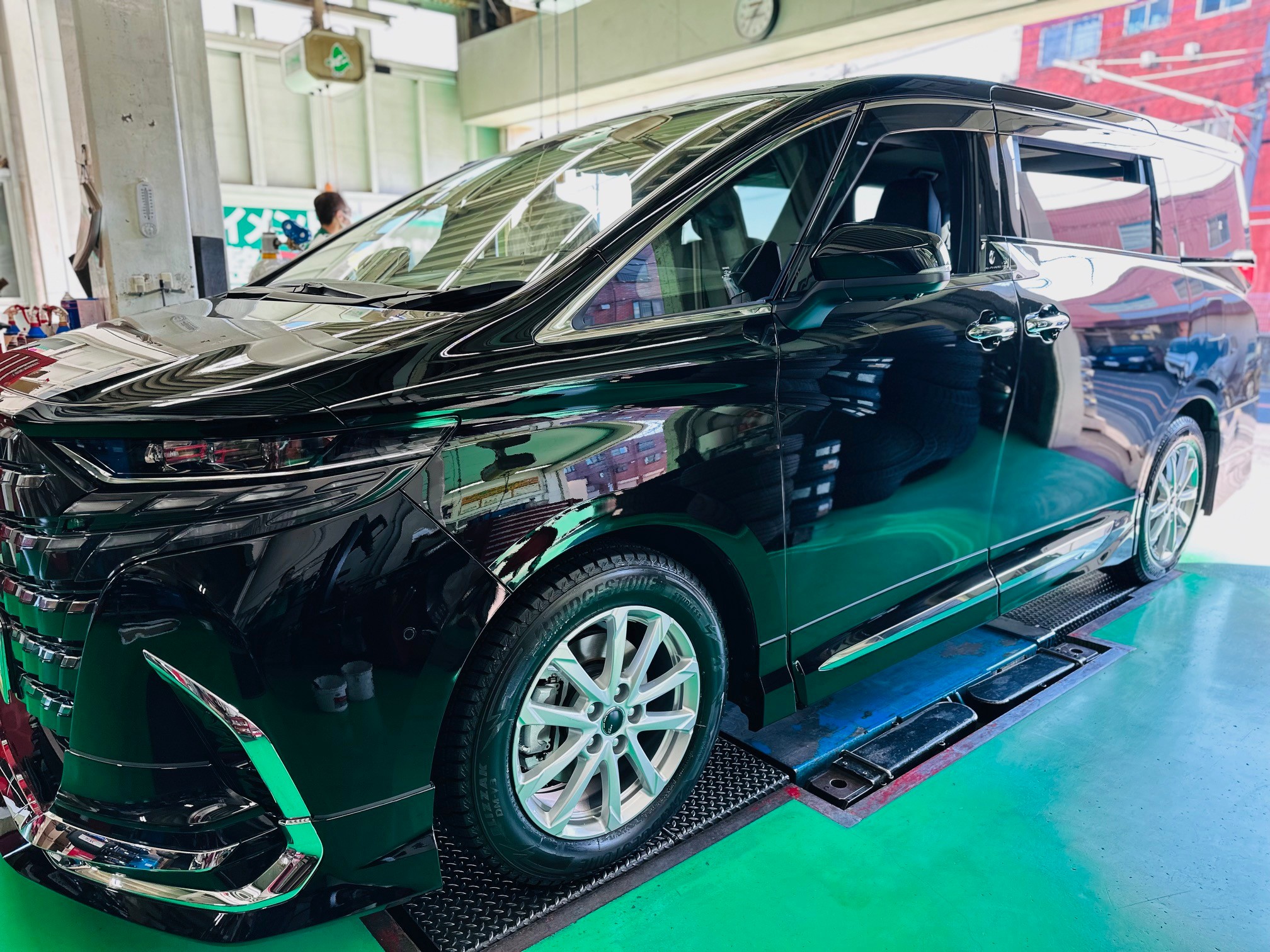 40アルファード スタッドレス取り付け | 店舗おススメ情報 | タイヤ