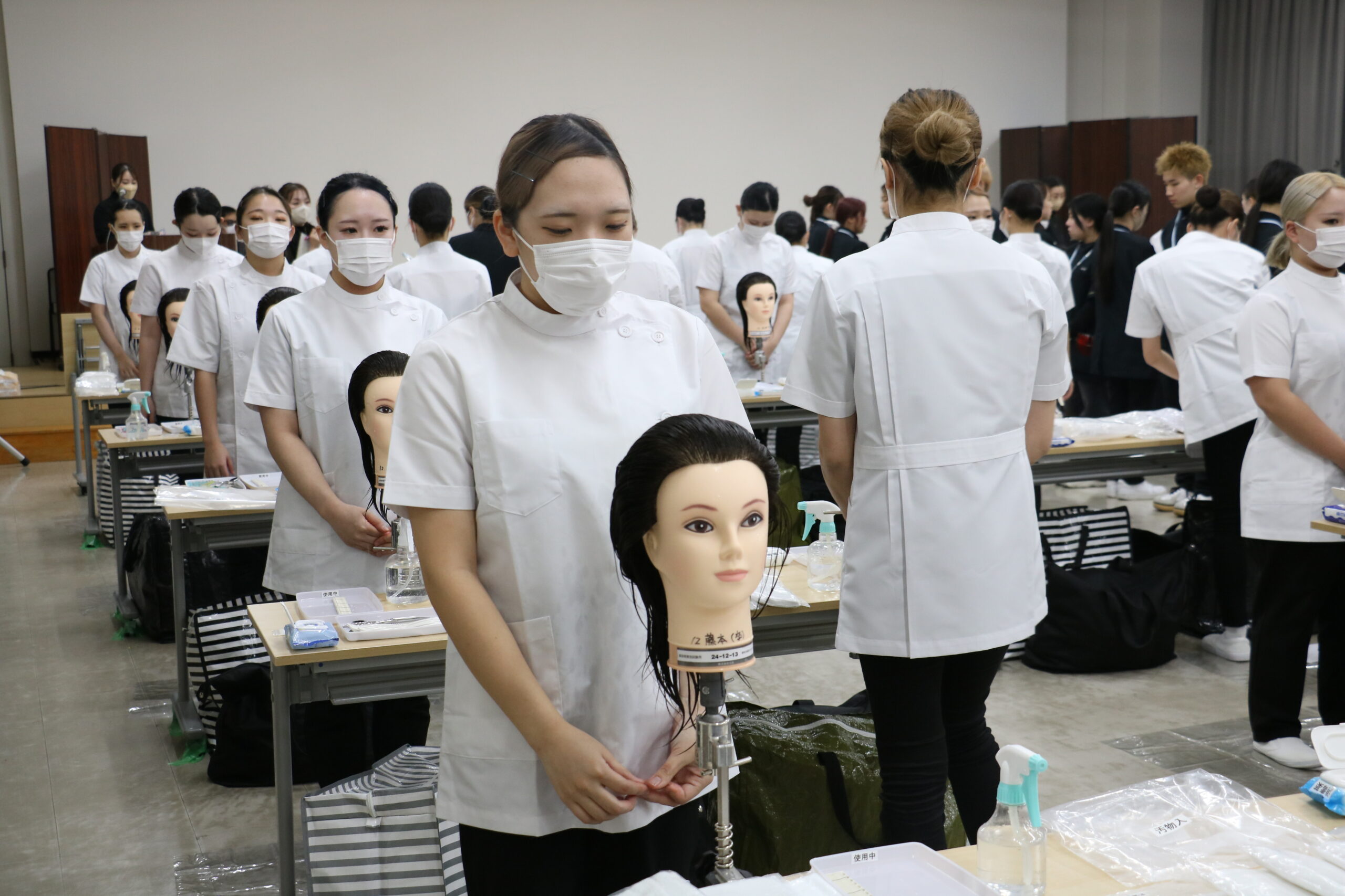 美容科】美容師国家資格試験の模擬試験を実施 | YIC京都ビューティ専門学校