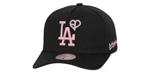 BLACKPINK × Mitchell & Ness × ロサンゼルス・ドジャース のトリプル