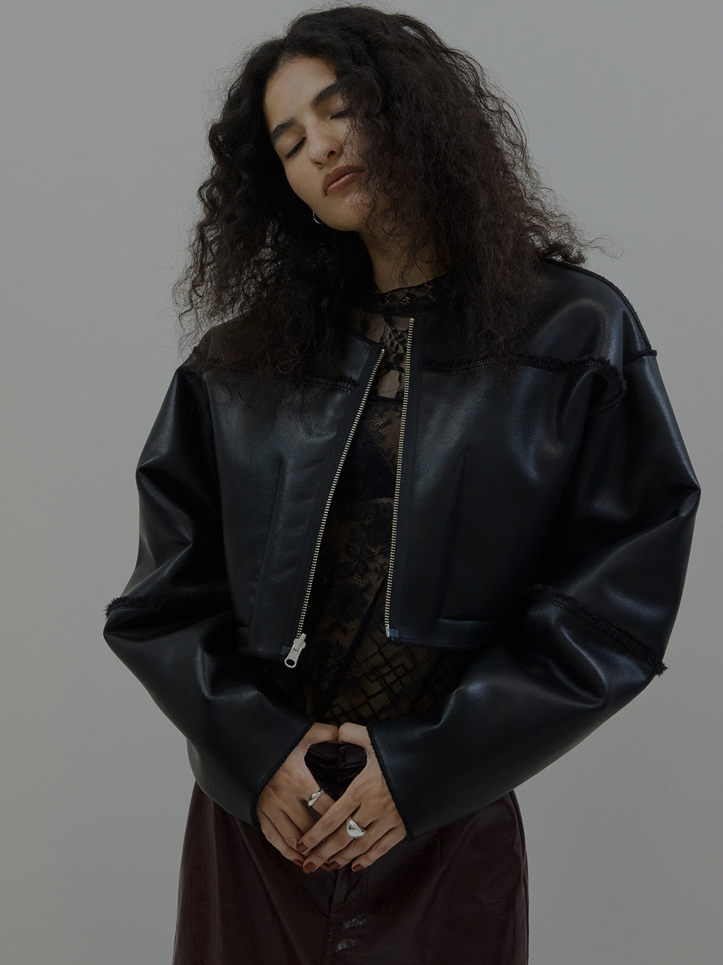 BOA COLLARLESS REVERSIBLE SHORT JACKET