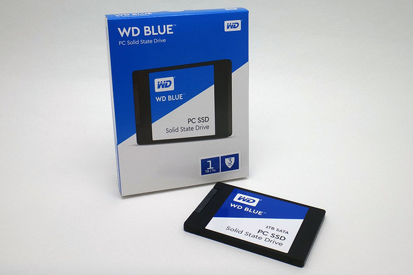 ASCII.jp：WD初のSSD 「WD Blue SSD」はSSDでも覇者になるか？ (1/2)