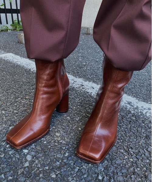 Ameri（アメリ）の「UNDRESSED DIMENSIONAL SQUARE BOOTS（ブーツ