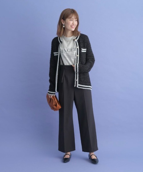 Apuweiser-riche（アプワイザーリッシェ）の「シャギーツイードニット