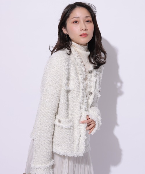 Apuweiser-riche（アプワイザーリッシェ）の「フリンジツイードニット