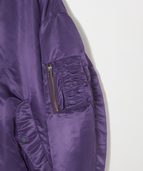 CONVERSE TOKYO（コンバーストウキョウ）の「ビッグMA-1ジャケット