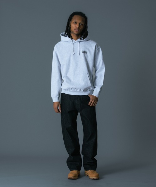 TAGGING PULLOVER HOODED SWEAT（パーカー）｜XLARGE（エクストラ