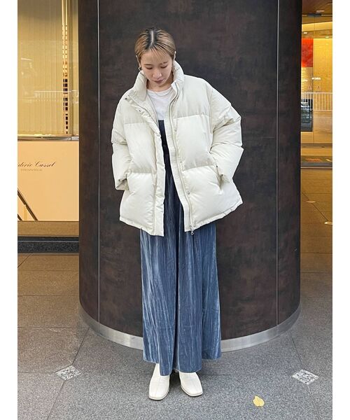 Ungrid（アングリッド）の「ミドル丈ルーズシルエットダウン（ダウン