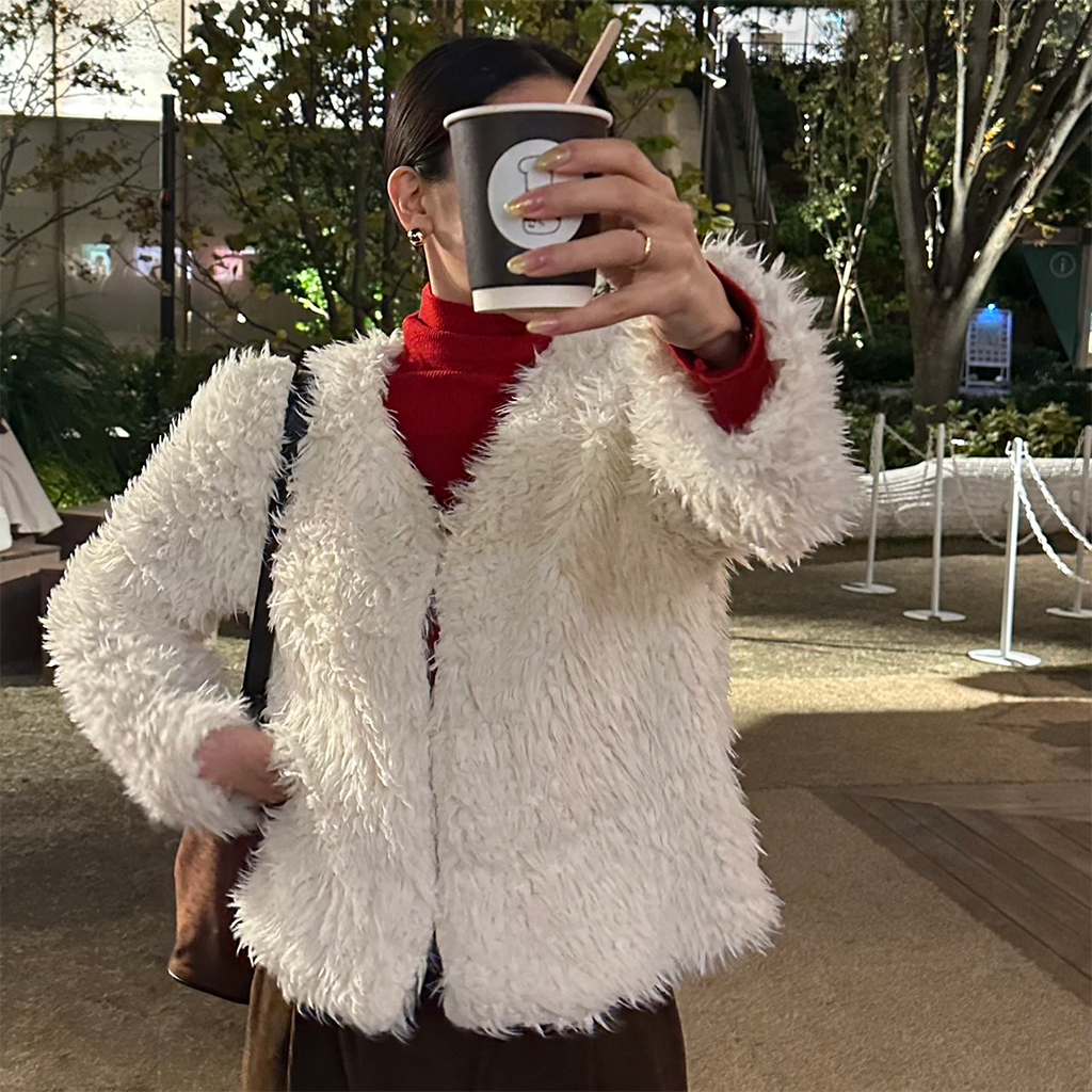 Vネックボアファーカーディガン | ファッション通販サイト NUGU