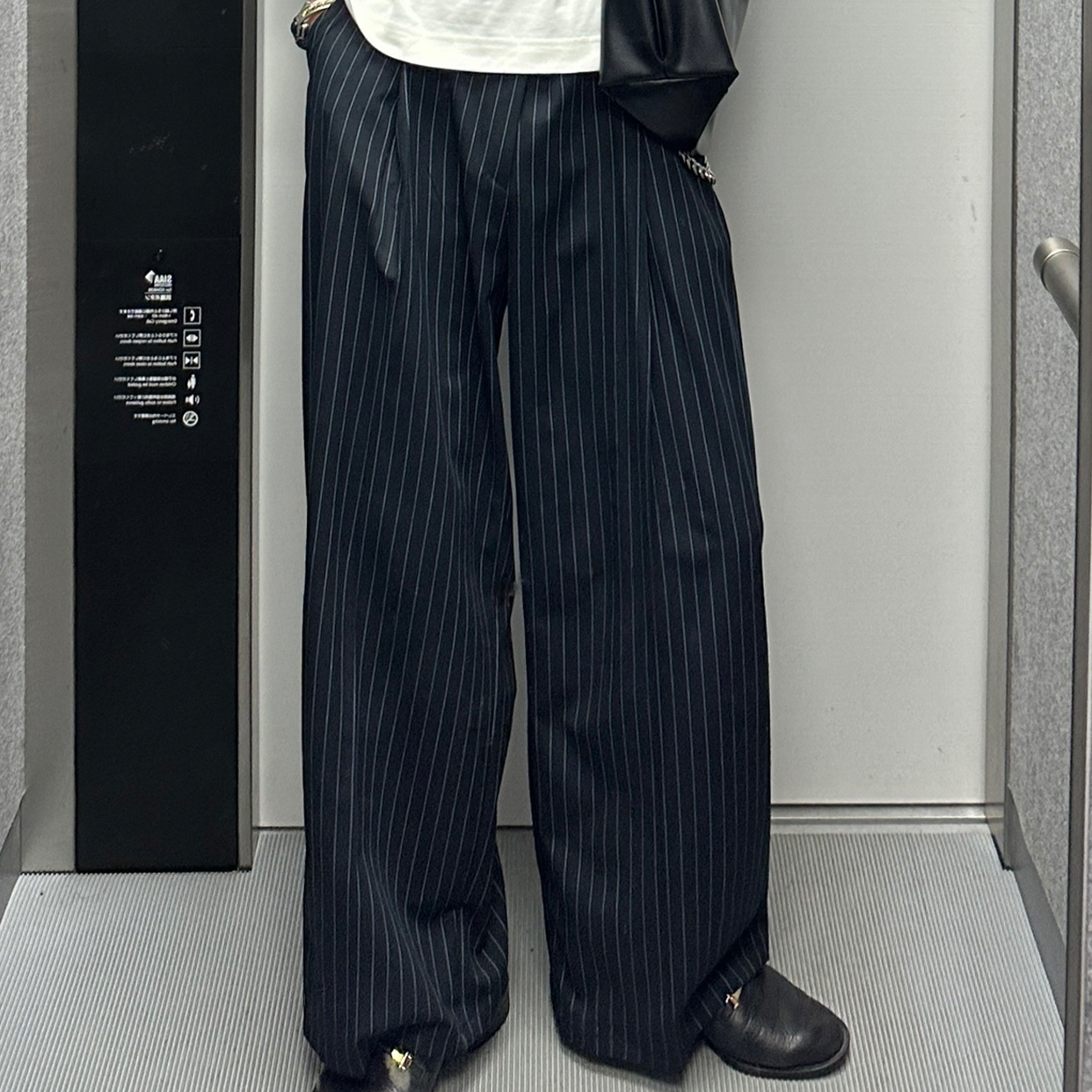 ローストライプスラックス | ファッション通販サイト NUGU