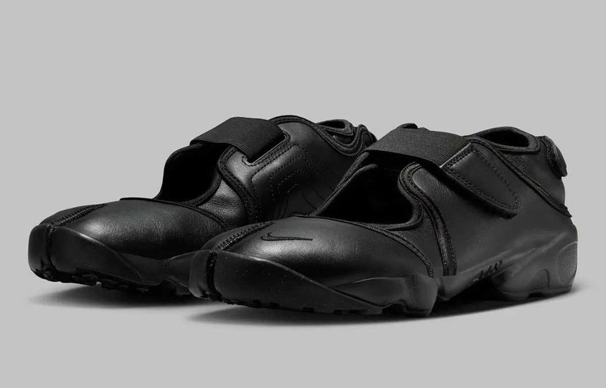Nike Women's Air Rift Leather 