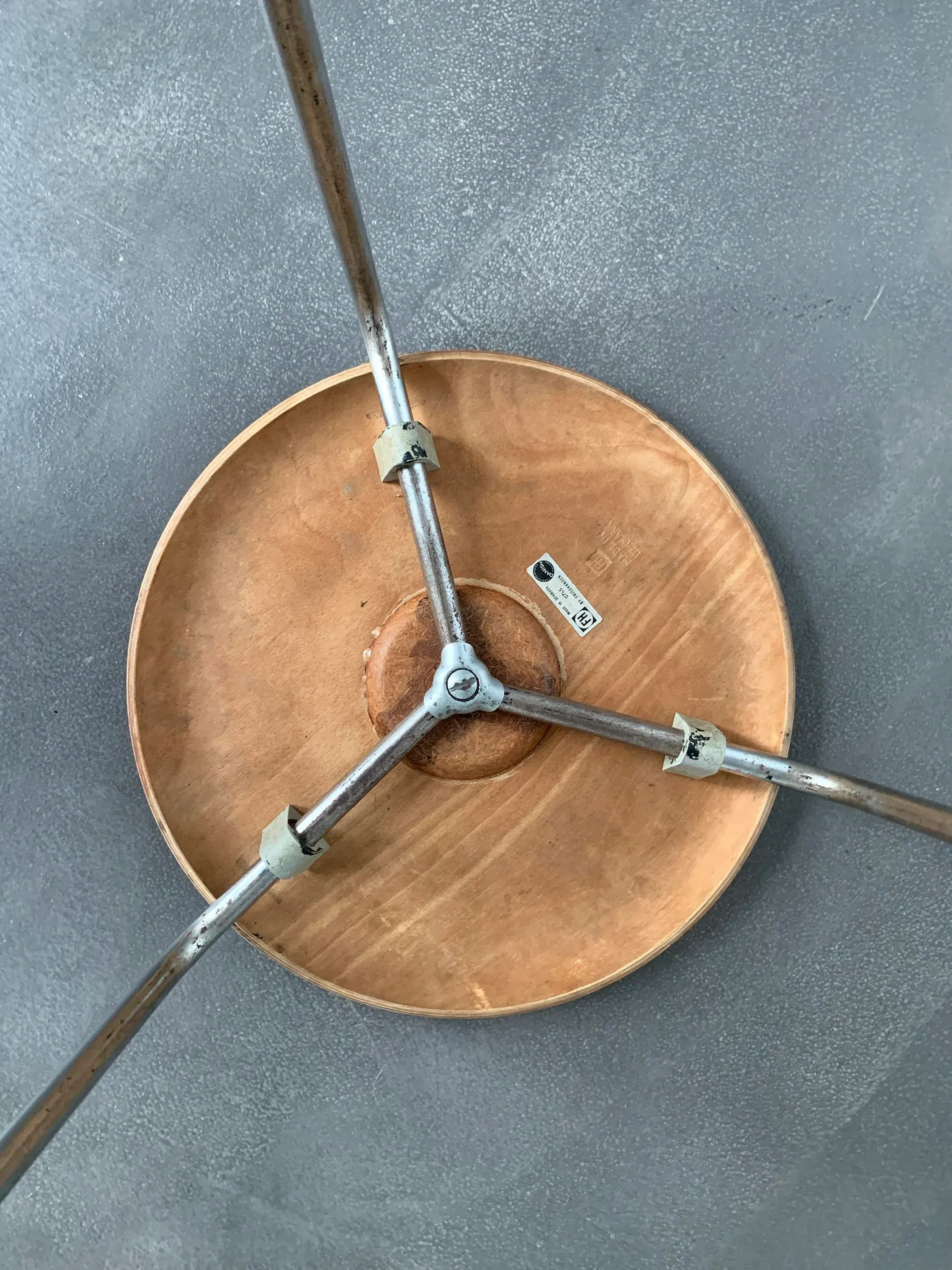 Dot Stool 3170 in Teak by Arne Jacobsen for Fritz Hansen, 1965