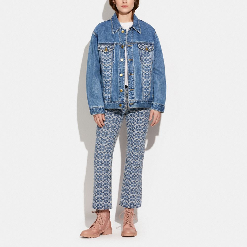 公式】COACH – コーチ | オーバーサイズド シグネチャー デニム ジャケット