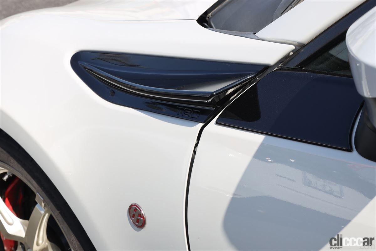 002 画像｜急げ!! 絶版だったトヨタ86用TRDカーボンフェンダーフィンが