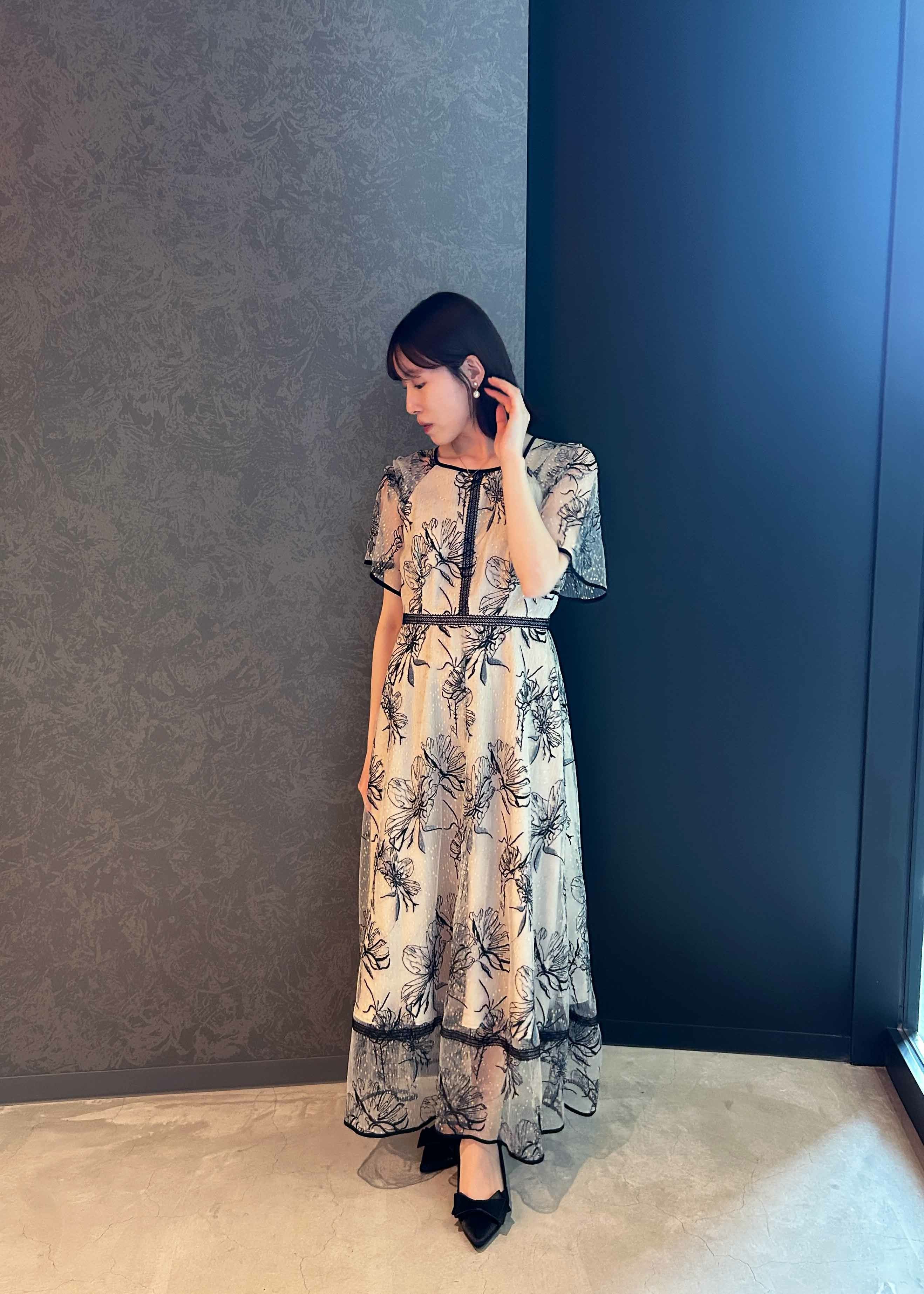 ドローイングフラワードレス｜DorryDoll