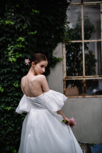 オーガンジーサテン パフスリーブドレス（W260）