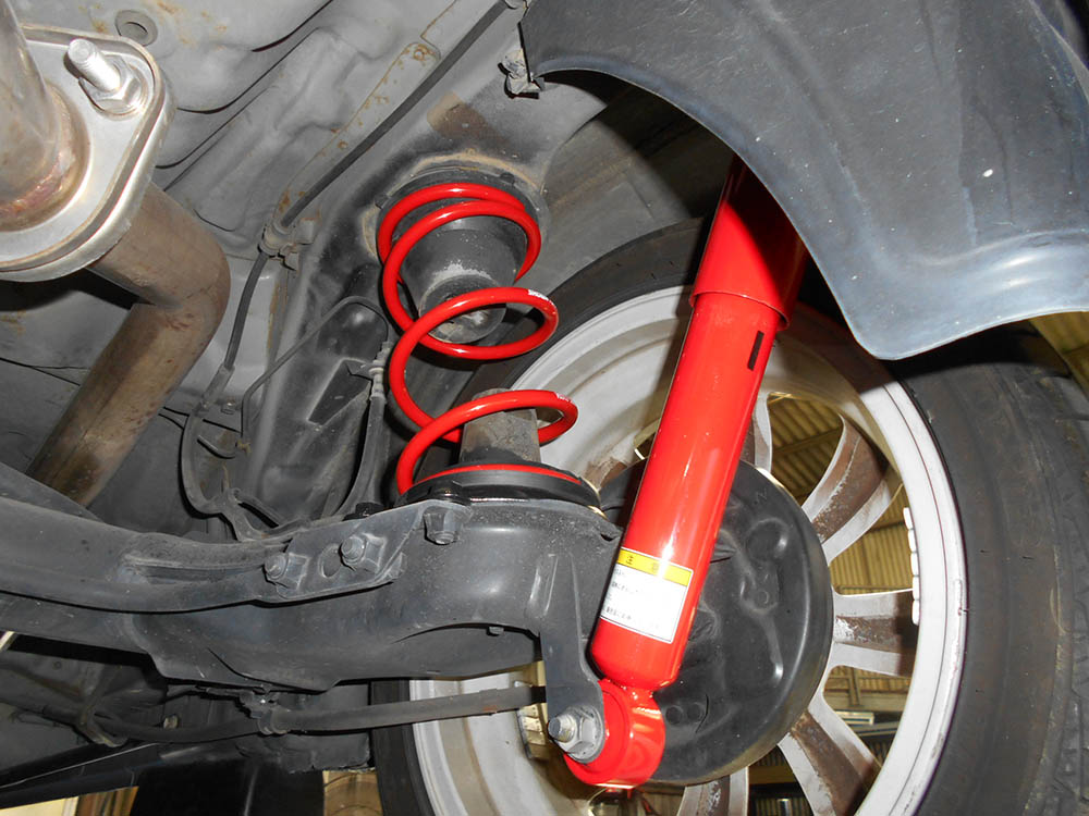 コペン L880Kの持込SHOWAのサスペンション交換と四輪アライメント