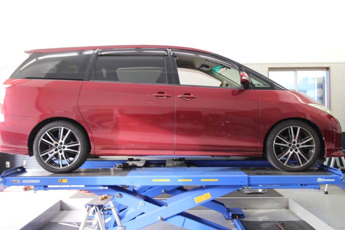 エスティマ TRDサスペンションキットの取り付け - カー用品持込