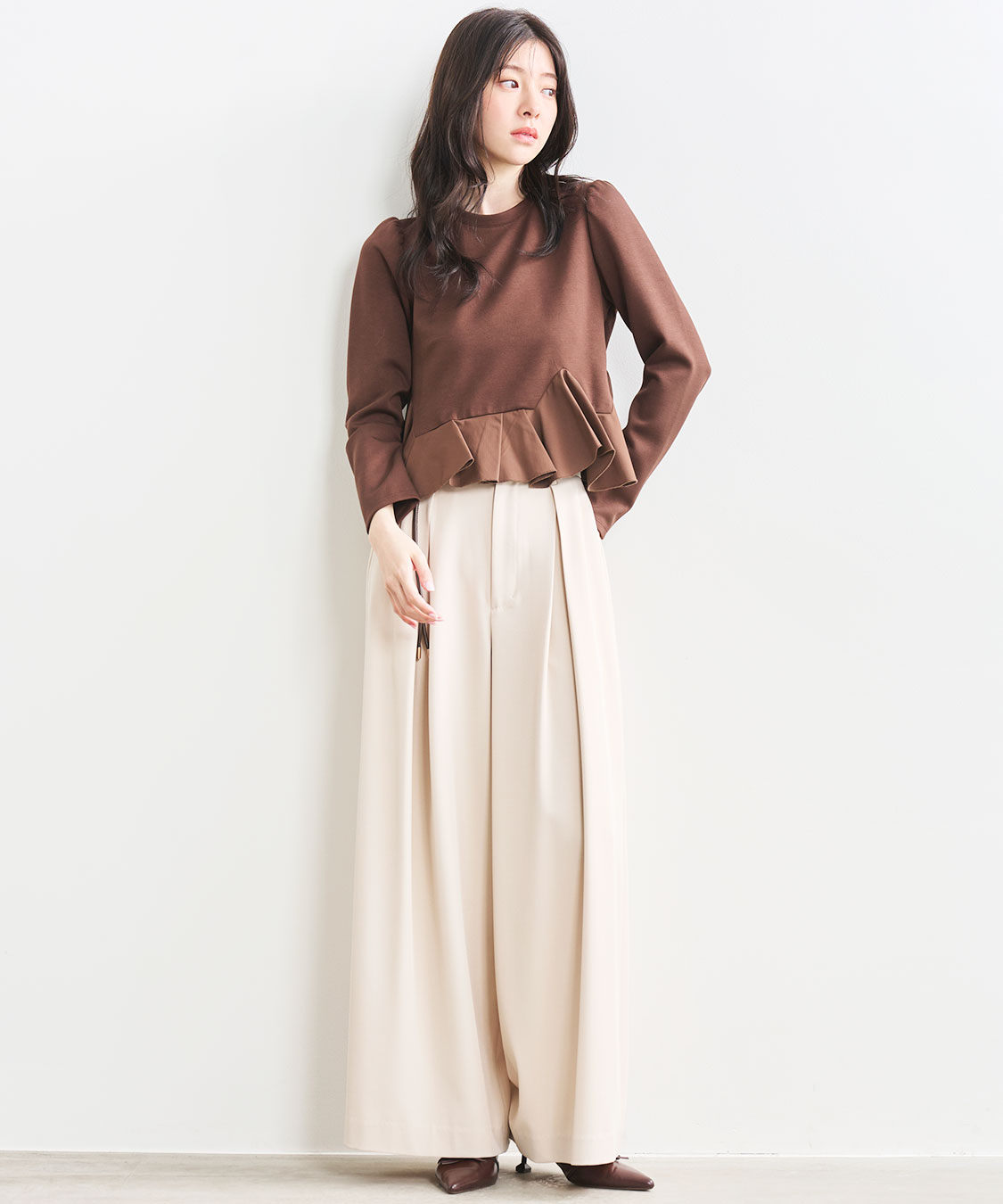 アシメペプラムブラウス｜PETAL ONLINE（ペタルオンライン）