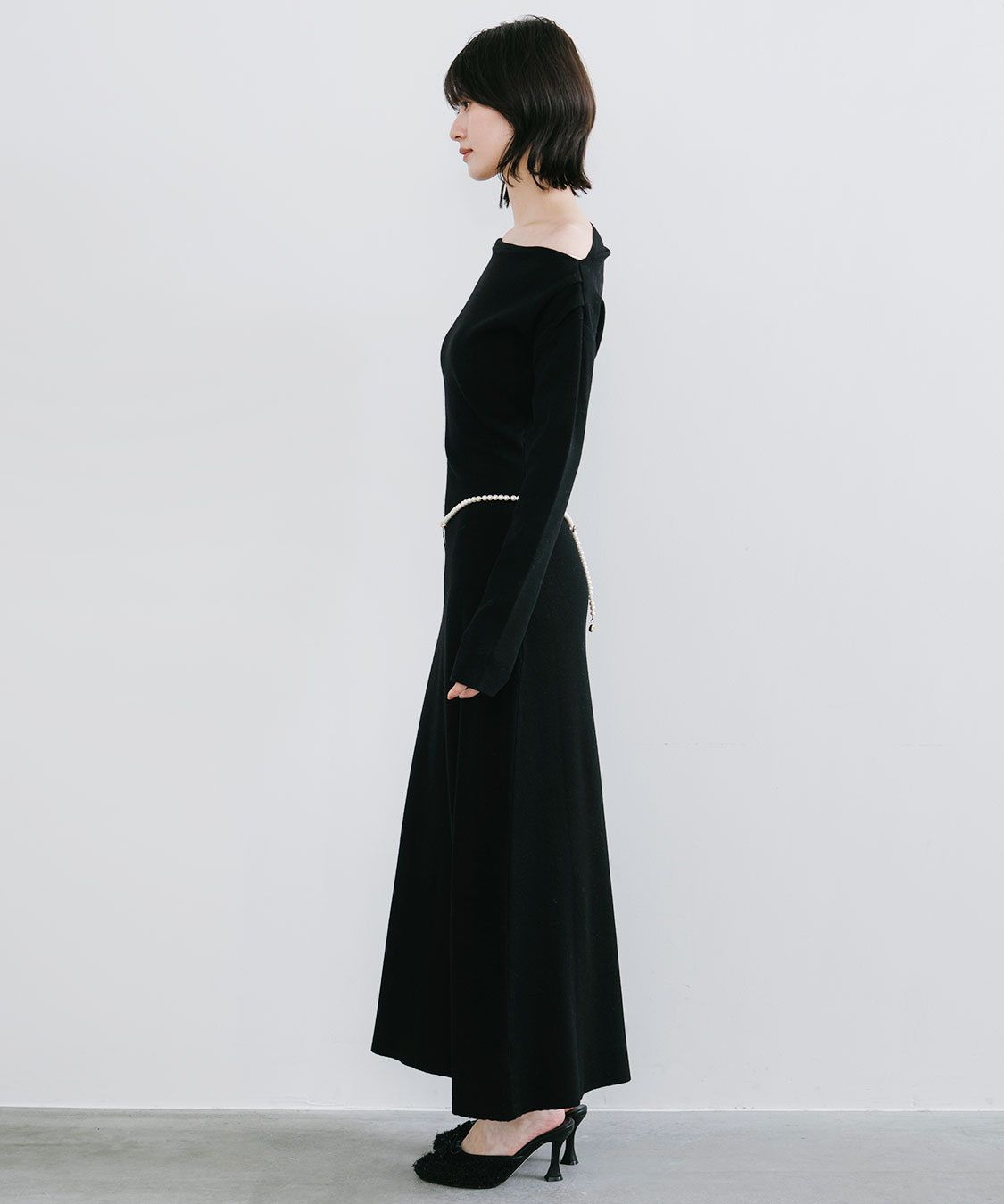 オフショルドレープニットワンピース｜PETAL ONLINE（ペタルオンライン）