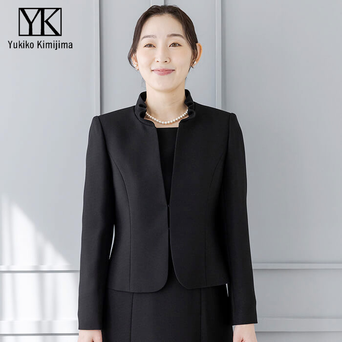 WEB限定|フリルカラーのアンサンブル 15号・ブラック｜東京ソワール