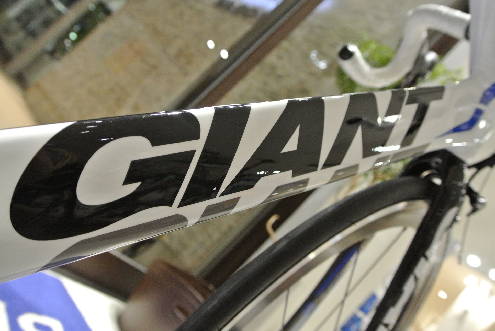 風を切り裂くエアロロード”FCR LTD”入荷！ ｜ ジャイアントストア名古屋